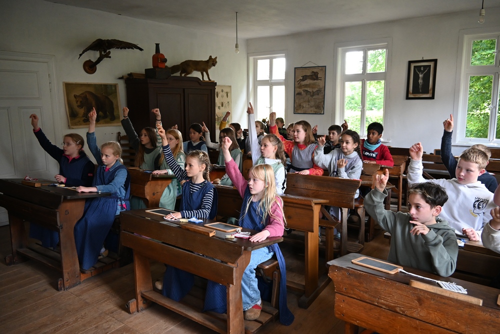 Alte Schule 1